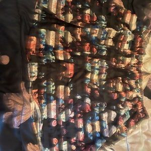 Pleated printed shirt with pockets